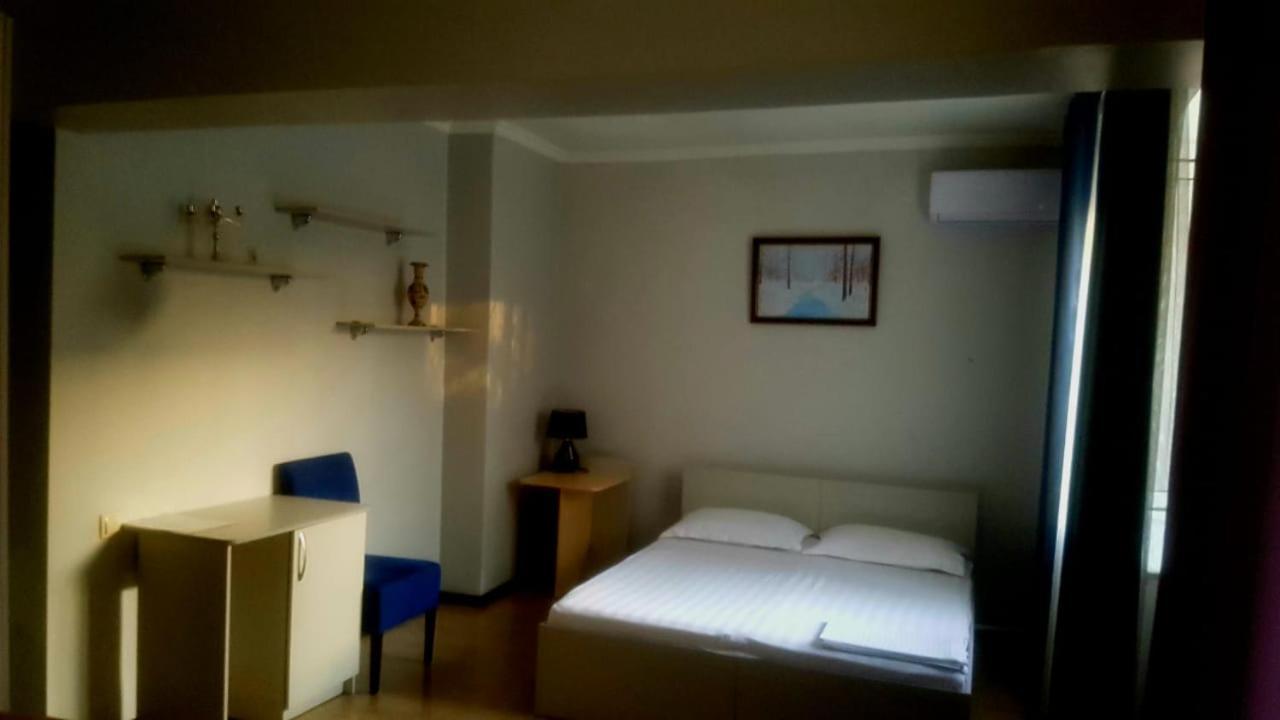 R.Street Hotel Almati Kültér fotó