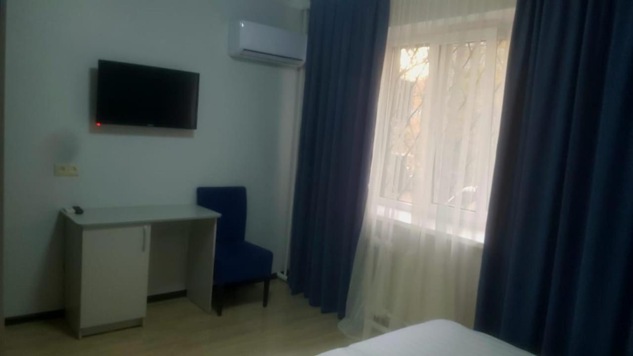 R.Street Hotel Almati Kültér fotó